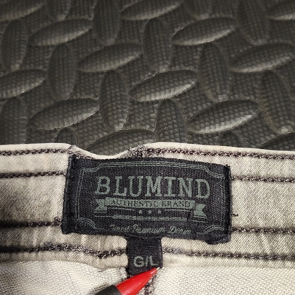 Blumind Men's Gray Denim Shorts Size L - Picture 2 of 8